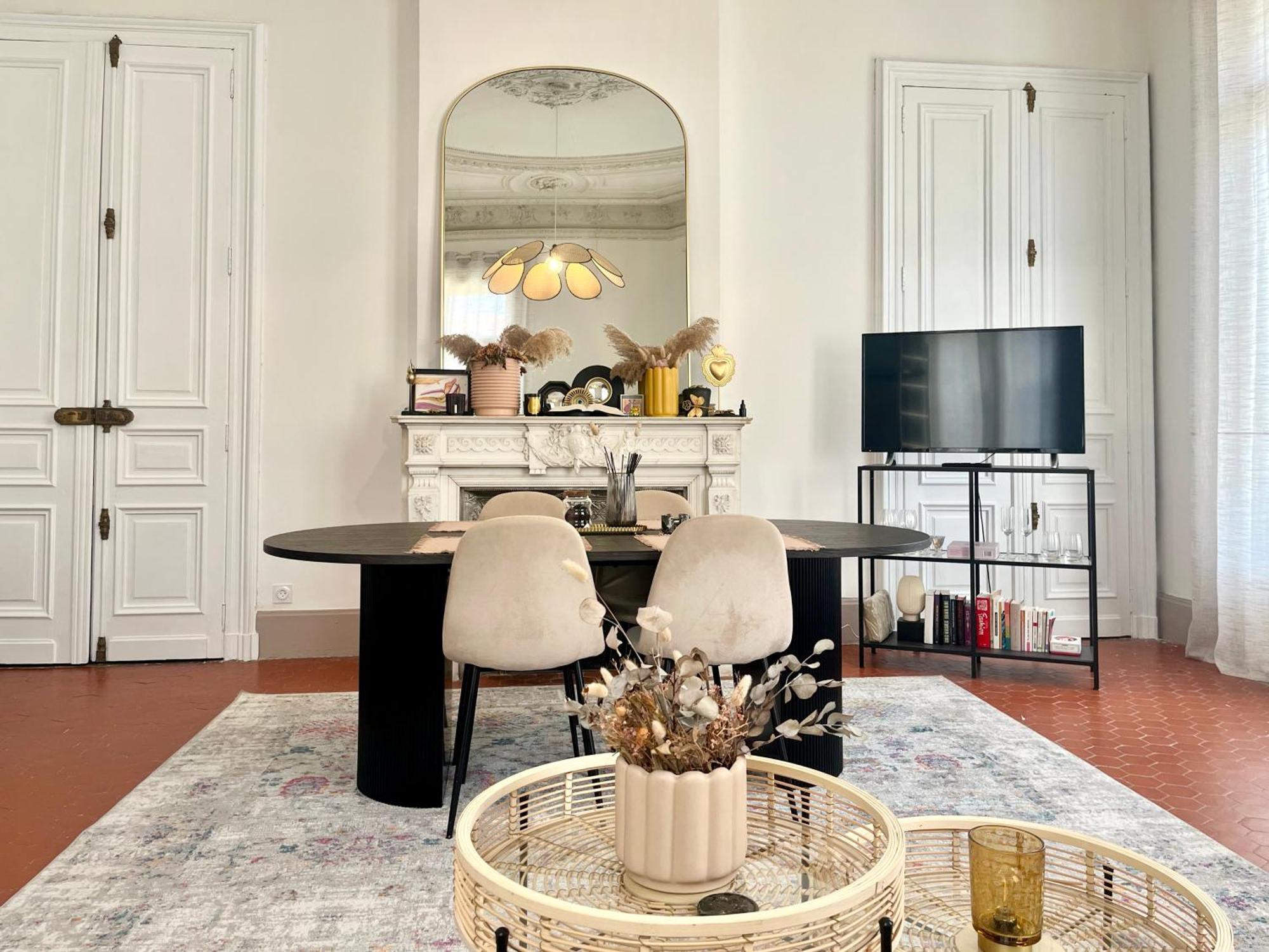 L'Echappee Setoise - Appartement Haussmannien - Localisation Exceptionnelle - Proche Canal Sète Buitenkant foto